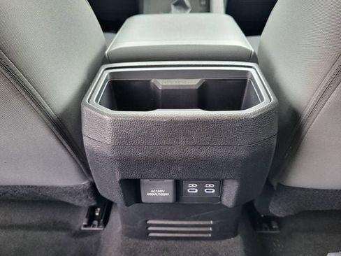 Used 2024 Toyota Tacoma TRD Off-Road image 14