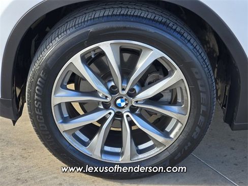 Used 2018 BMW X3 xDrive30i w/ Premium Package image 9