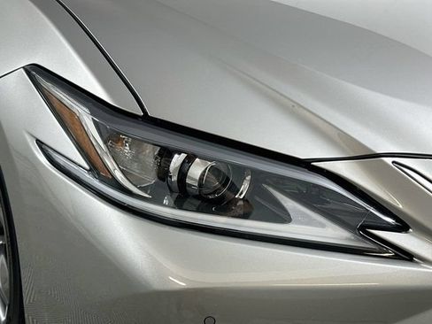 Used 2021 Lexus ES 350 F Sport w/ Accessory Package FWD image 22