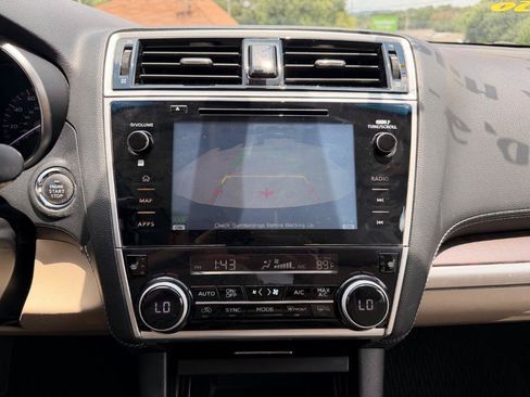 Used 2019 Subaru Outback 2.5i Limited AWD/4WD image 7
