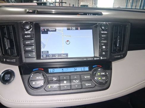 Used 2018 Toyota RAV4 Limited w/ All Weather Liner Package AWD/4WD image 19