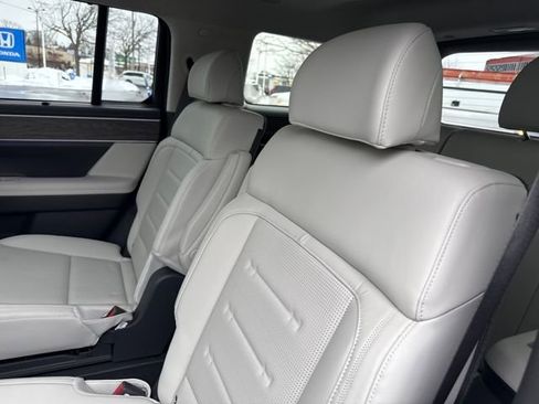 Certified 2025 Hyundai Santa Fe Calligraphy image 21