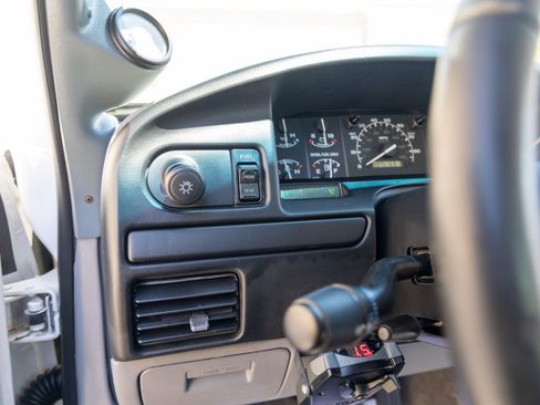 Used 1997 Ford F250 4x4 SuperCab Heavy Duty image 22