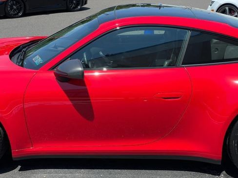 Used 2024 Porsche 911 Carrera T RWD image 16