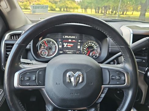 Used 2024 RAM 2500 Laramie AWD/4WD image 21