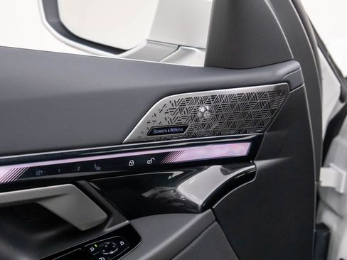 New 2026 BMW 540i xDrive w/ Premium Package image 15