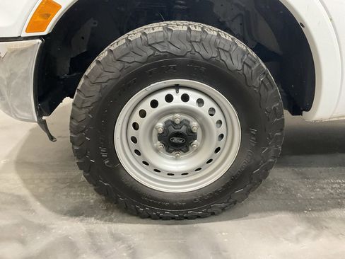 Used 2022 Ford Ranger XL w/ XL Chrome Appearance Package image 6