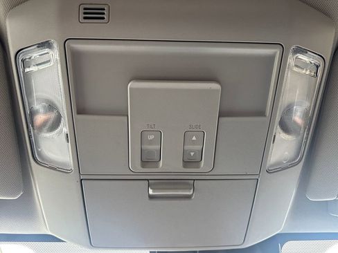 Used 2018 Toyota Tundra Limited image 16