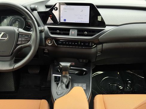 Used 2023 Lexus UX 250h FWD w/ Premium Package image 29