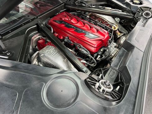 Used 2024 Chevrolet Corvette Stingray Preferred Cpe w/ Battery Protection Package image 21