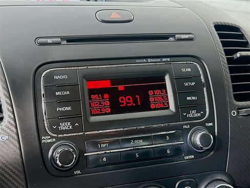 Used 2015 Kia Forte EX image 13