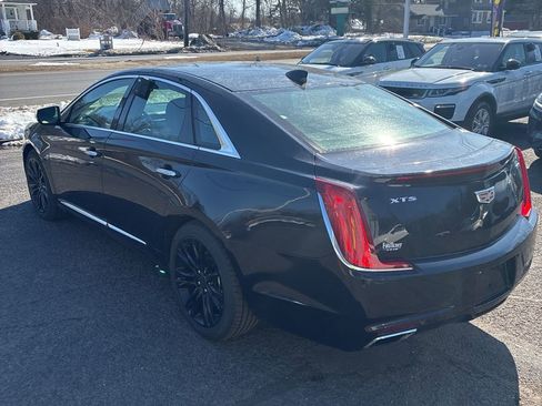 Used 2019 Cadillac XTS Luxury image 13