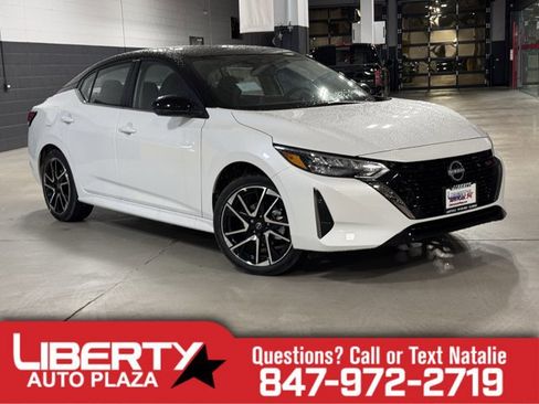 New 2025 Nissan Sentra SR image 1