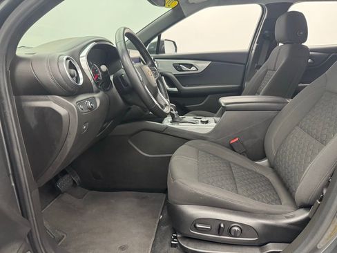 Used 2020 Chevrolet Blazer LT image 18