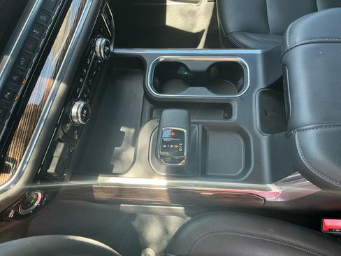 Used 2024 GMC Sierra 1500 Elevation w/ Elevation Premium Package AWD/4WD image 15