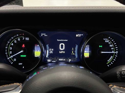 Used 2021 Jeep Wrangler Unlimited Sahara image 28