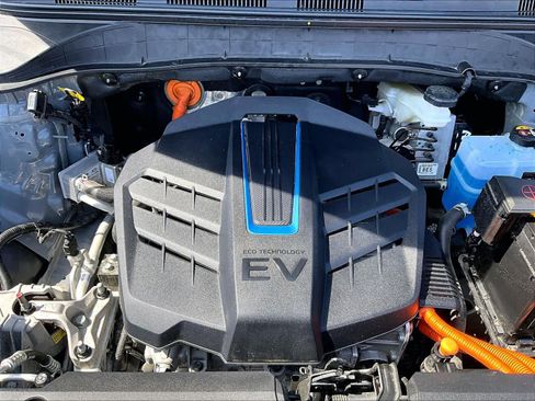 Used 2023 Hyundai Kona SE w/ Cargo Package image 28