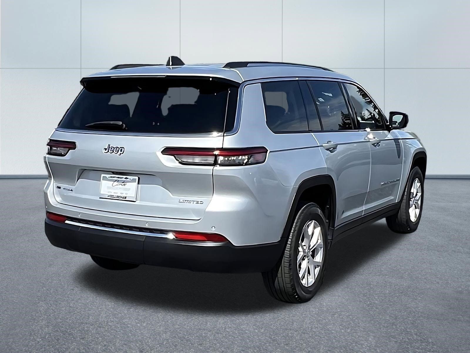 Used 2021 Jeep Grand Cherokee L Limited AWD/4WD image 6