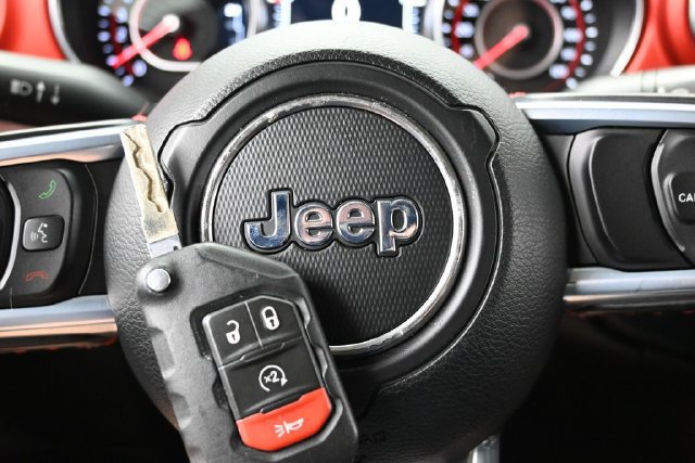 Certified 2020 Jeep Gladiator Rubicon AWD/4WD image 46