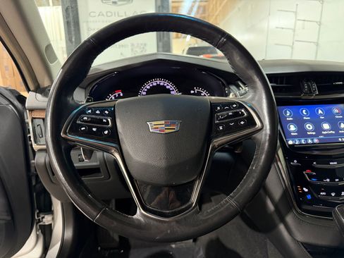 Used 2019 Cadillac CTS Luxury RWD image 9