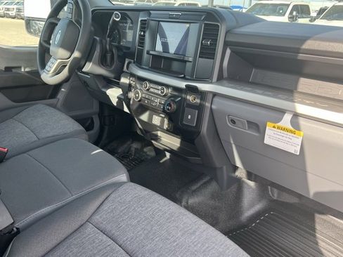 New 2025 Ford F350 XL w/ XL Chrome Package image 11
