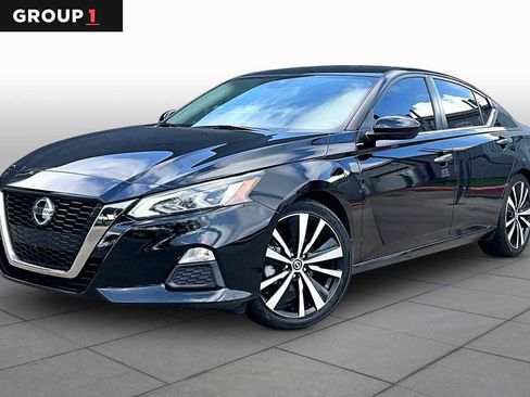 Used 2021 Nissan Altima 2.5 SR FWD image 1