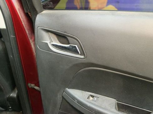 Used 2017 Chevrolet Equinox LT w/ Convenience Package image 10