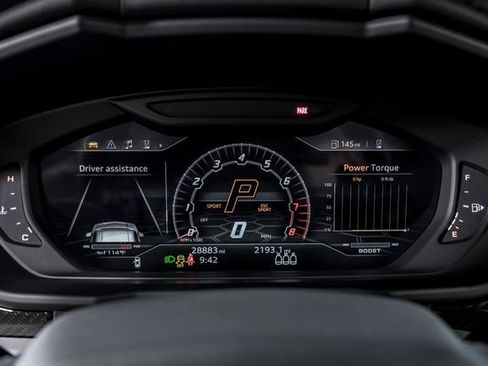 Used 2022 Lamborghini Urus image 17