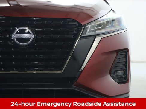 Certified 2023 Nissan Kicks SR w/ SR Premium Package FWD image 10