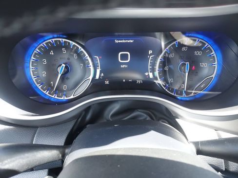 New 2027 Chrysler Pacifica LX FWD image 21