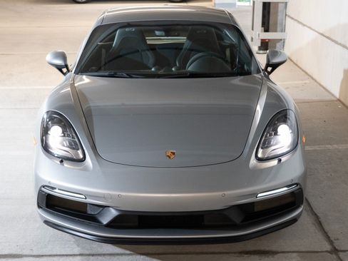 Certified 2024 Porsche 718 Cayman GTS RWD image 6