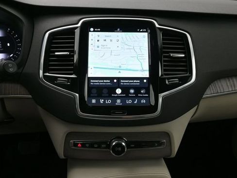 Used 2023 Volvo XC90 B6 Plus w/ Protection Package AWD/4WD image 13
