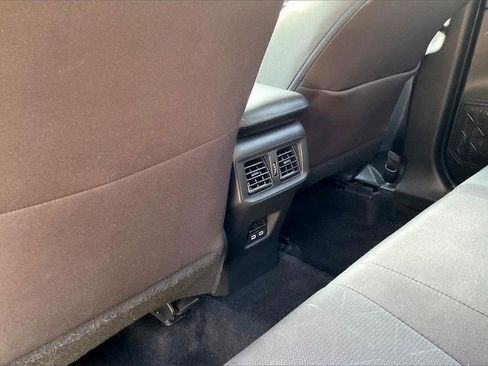 Used 2024 Toyota RAV4 XLE image 16