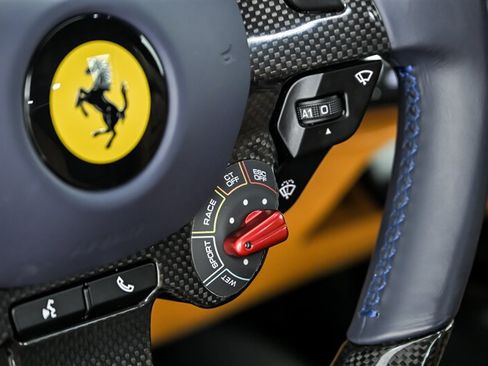 Used 2023 Ferrari 812 GTS RWD image 31