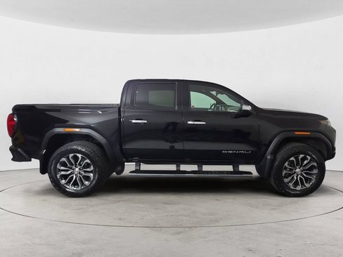 Certified 2024 GMC Canyon Denali AWD/4WD image 4