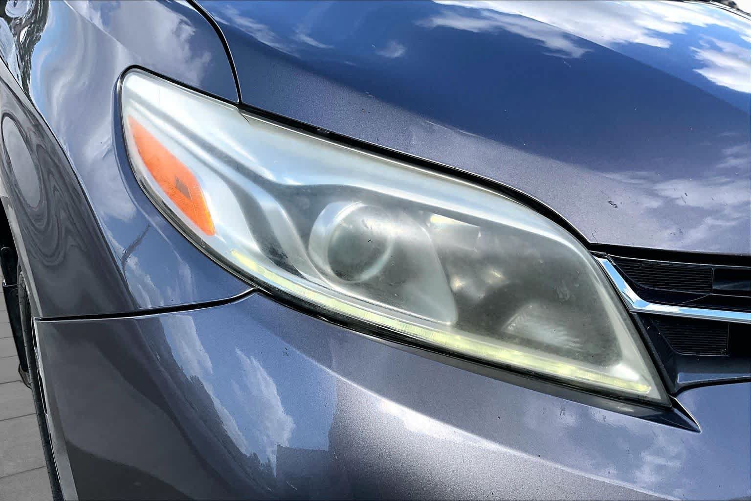 Used 2019 Toyota Sienna Limited Premium AWD/4WD image 21