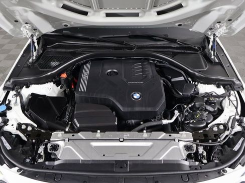 Used 2025 BMW 230i Coupe w/ M Sport Package image 15