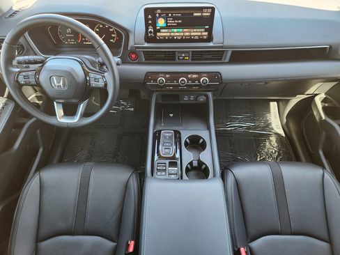 Certified 2025 Honda Pilot EX-L image 25