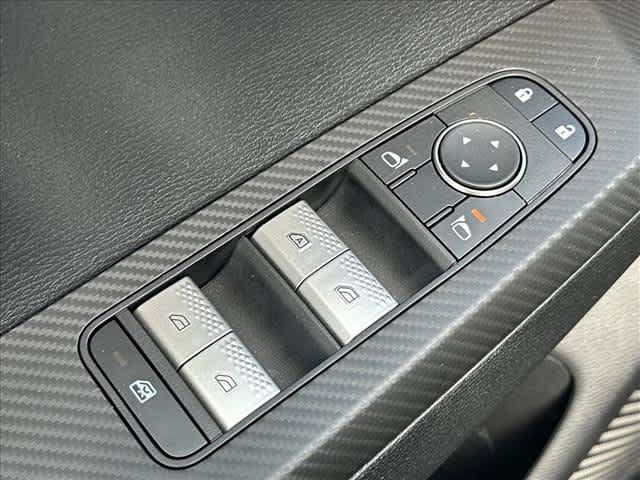 Used 2025 Mitsubishi Outlander ES AWD/4WD image 15
