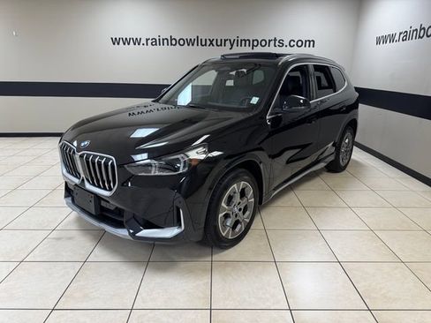 Used 2025 BMW X1 xDrive28i w/ Convenience Package AWD/4WD image 3