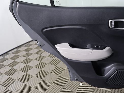 Certified 2026 Hyundai Venue SEL FWD image 21