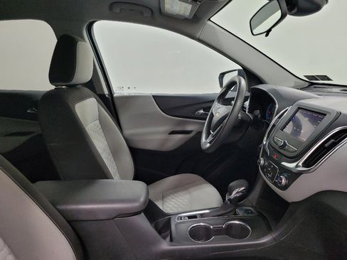 Used 2020 Chevrolet Equinox LS w/ LPO, Cargo Package AWD/4WD image 21