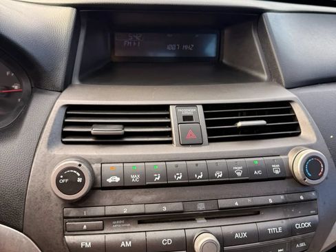 Used 2012 Honda Accord LX image 18