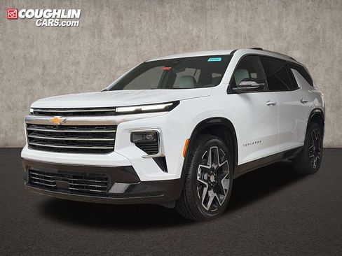 New 2026 Chevrolet Traverse High Country AWD/4WD image 3