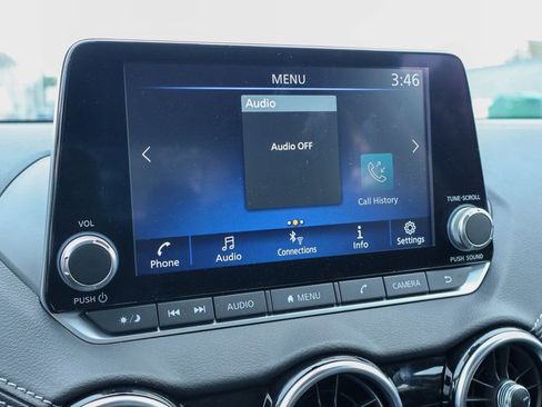 New 2025 Nissan Sentra SV image 3