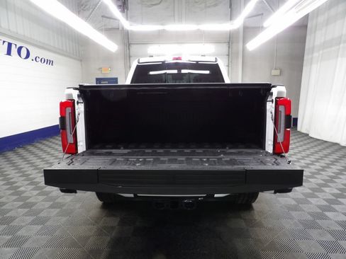 Used 2026 Ford F250 Platinum AWD/4WD image 43