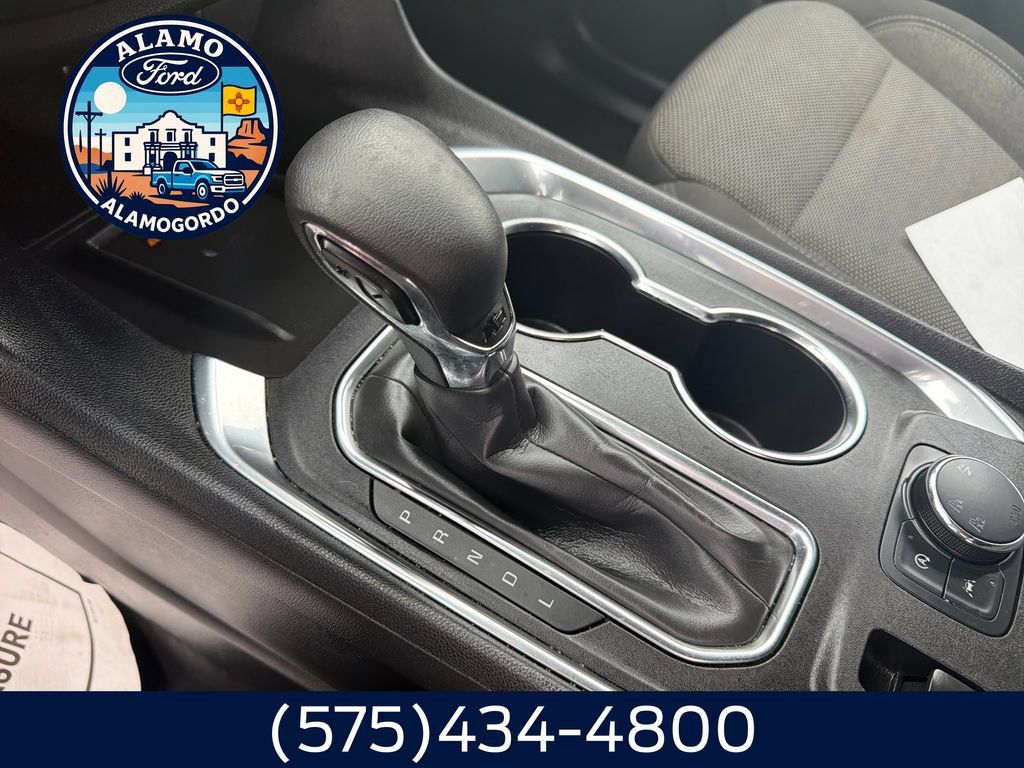 Used 2023 Chevrolet Traverse LT AWD/4WD image 22
