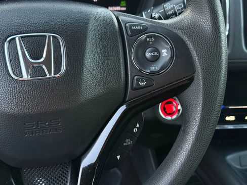 Used 2022 Honda HR-V EX image 33