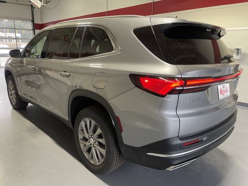 New 2026 Buick Enclave Preferred image 6