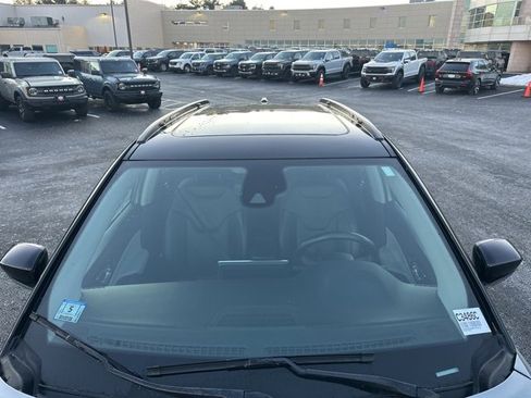 Used 2022 Jeep Compass Limited w/ Sun and Sound Group image 8